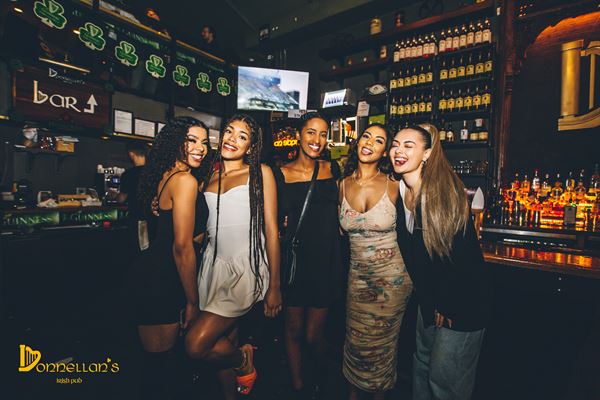 Donnellan's Irish Pub