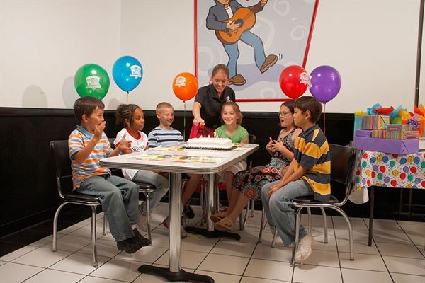 Conroes Incredible Pizza Company