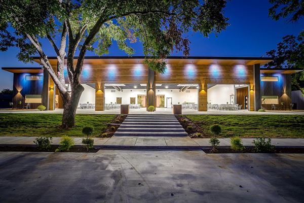 Rivers Edge at Tin Top Wedding and Event Venue