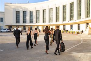 Gold Bar Outdoor Patio