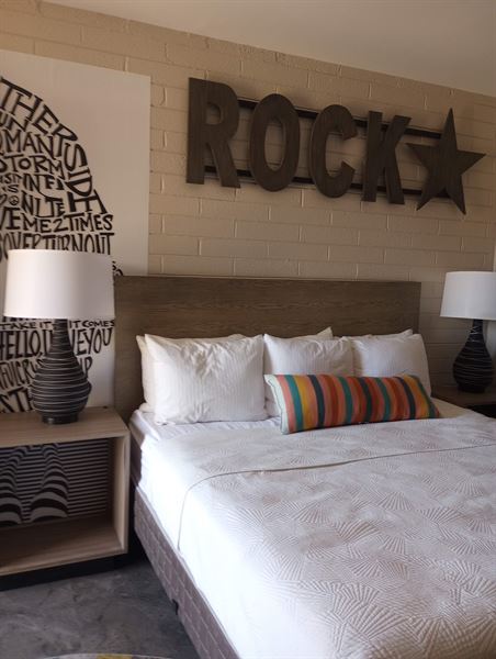 The Egyptian Motor Hotel