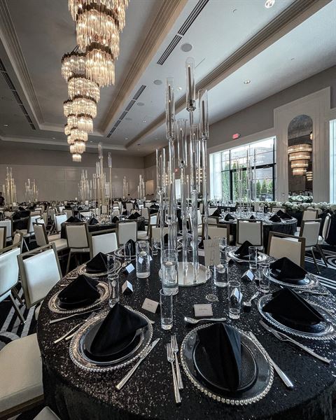 Cambria Hotel Downtown Detroit