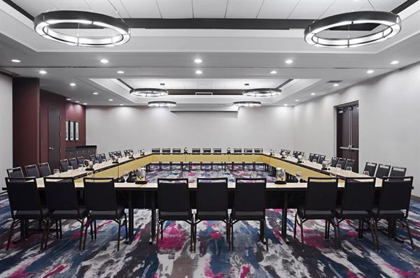 Courtyard by Marriott Downtown / Brickell Area