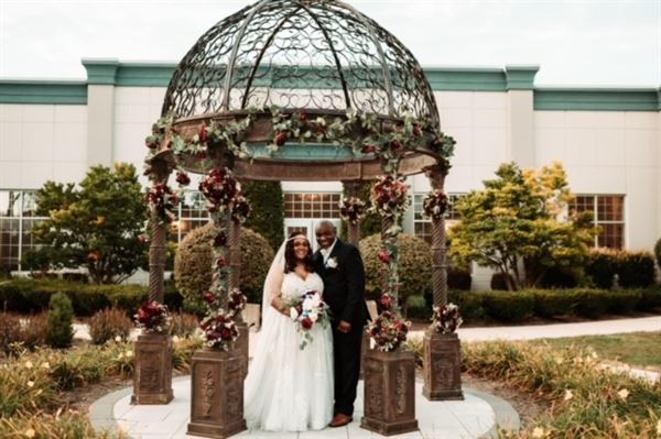 Posh Banquets & Events Center at Clarion Hotel Joliet