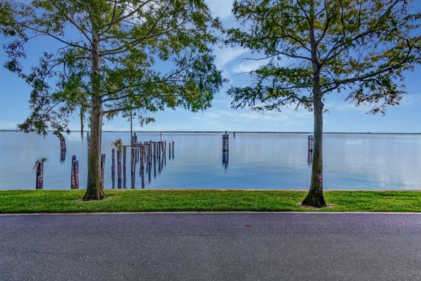 The View at Lake Monroe