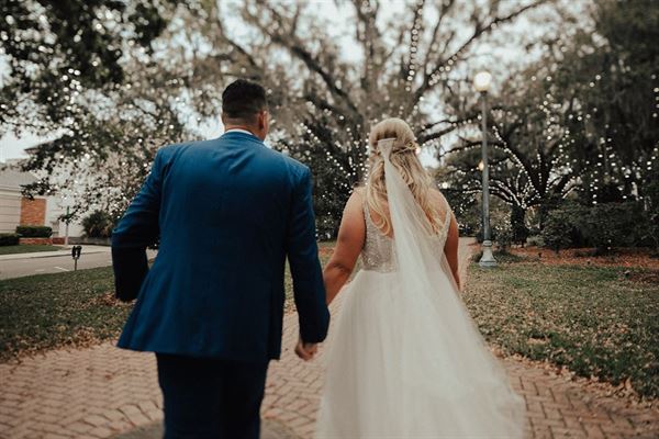 DoubleTree by Hilton Tall.