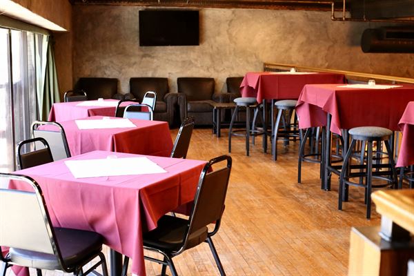 James Joyce Pub & Eatery