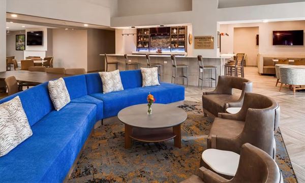 Best Western Plus Bourbonnais Hotel & Suites