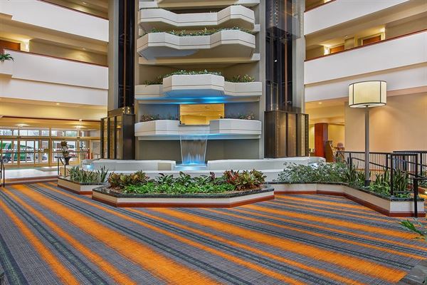 Holiday Inn University Plaza-Bowling Green