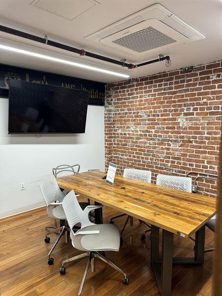 Edward S Robinson Enterprises - The Social Servant