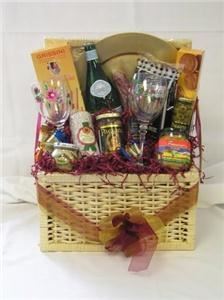 Tom's Market Catering