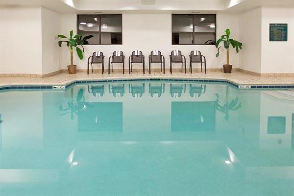 Holiday Inn Express Grove City