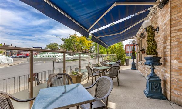 The Parlour Historic Inn