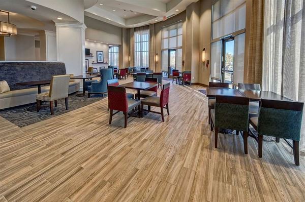 Hampton Inn & Suites Franklin Berry Farms