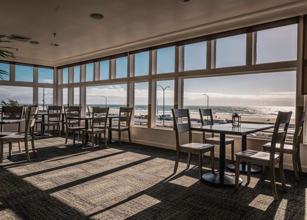 Beach Chalet Brewery & Restaurant