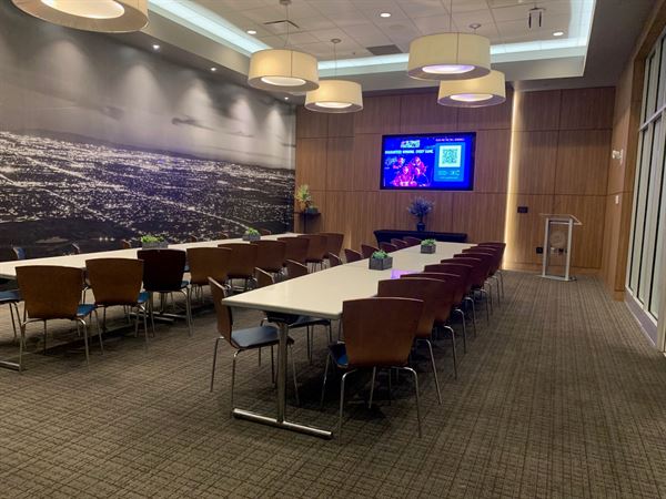 Dave & Buster's Glendale