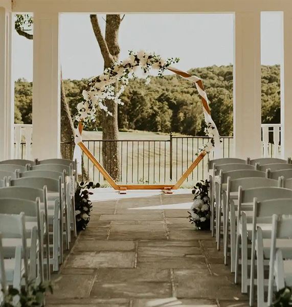 On the Rocks Restaurant at Fox Hopyard Golf Club