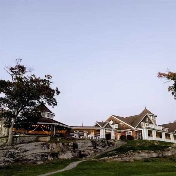 On the Rocks Restaurant at Fox Hopyard Golf Club