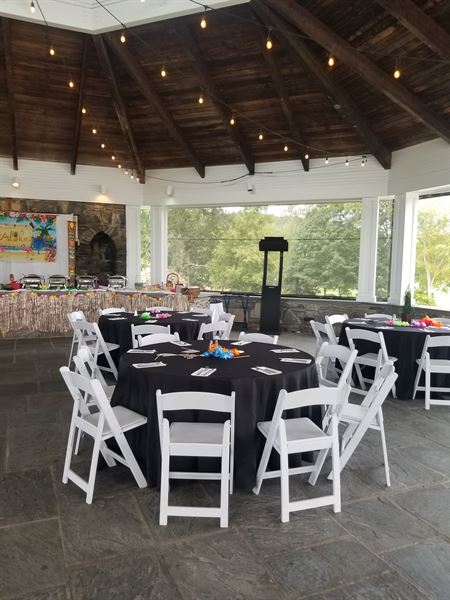 On the Rocks Restaurant at Fox Hopyard Golf Club