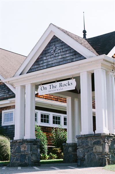 On the Rocks Restaurant at Fox Hopyard Golf Club