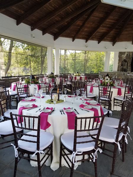 On the Rocks Restaurant at Fox Hopyard Golf Club