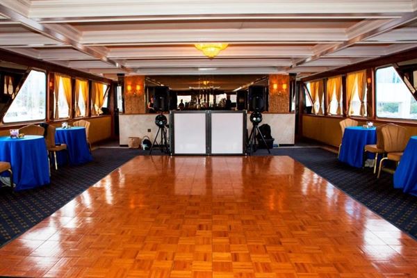 NY Boat Charter - Royal Princess Yacht