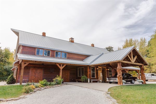 The Venue At Stockton Lake