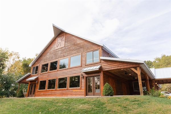 The Venue At Stockton Lake