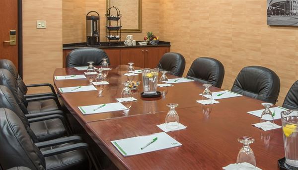 Holiday Inn Denver Lakewood