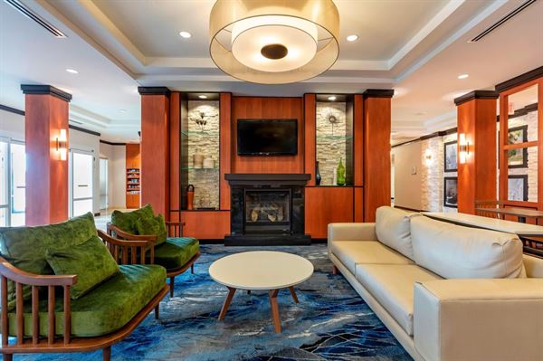 Fairfield Inn & Suites Columbus