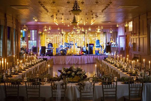 1905 Basin Park Hotel