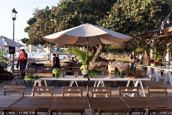 Barefoot Beach Cafe