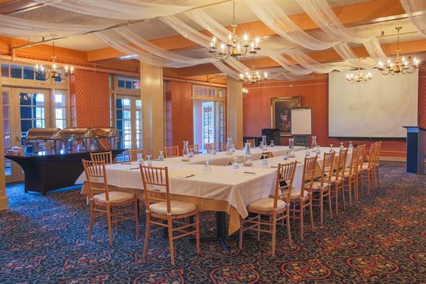 Columbia Gorge Hotel and Spa