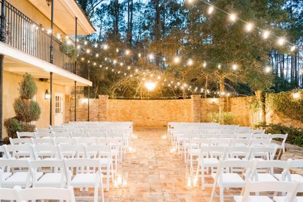 Fleur De Lis Event Center