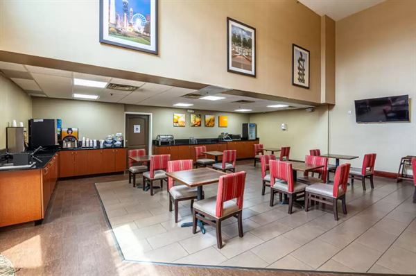 Comfort Suites Morrow Atlanta South