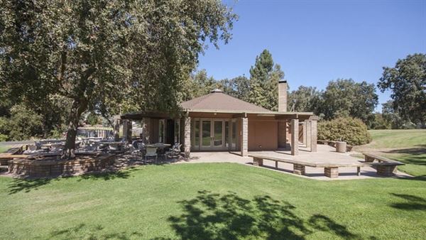 Putah Creek Lodge