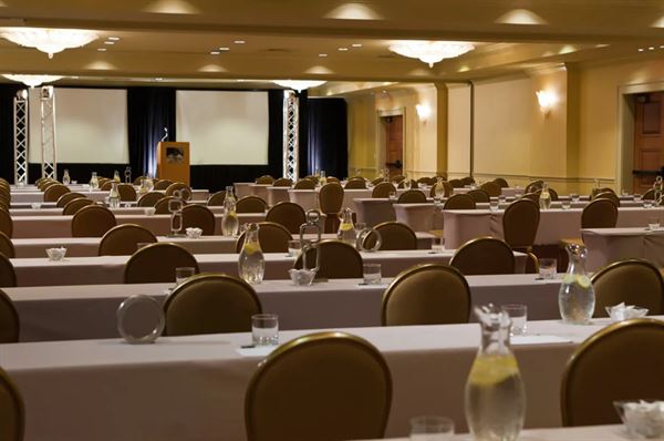 Renaissance New Orleans Arts Hotel