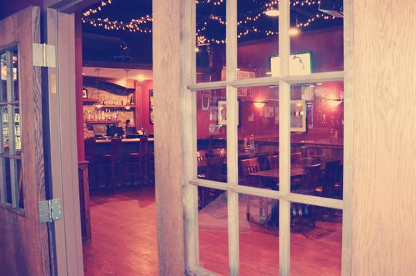 Cleveland Pub & Grill