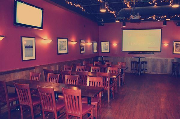 Cleveland Pub & Grill