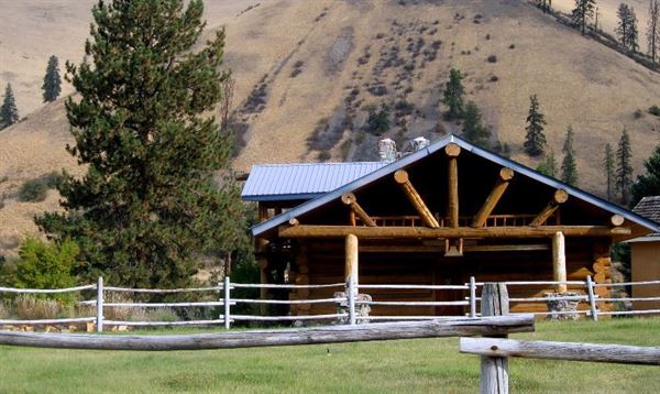 Sheep Mountain Lodge