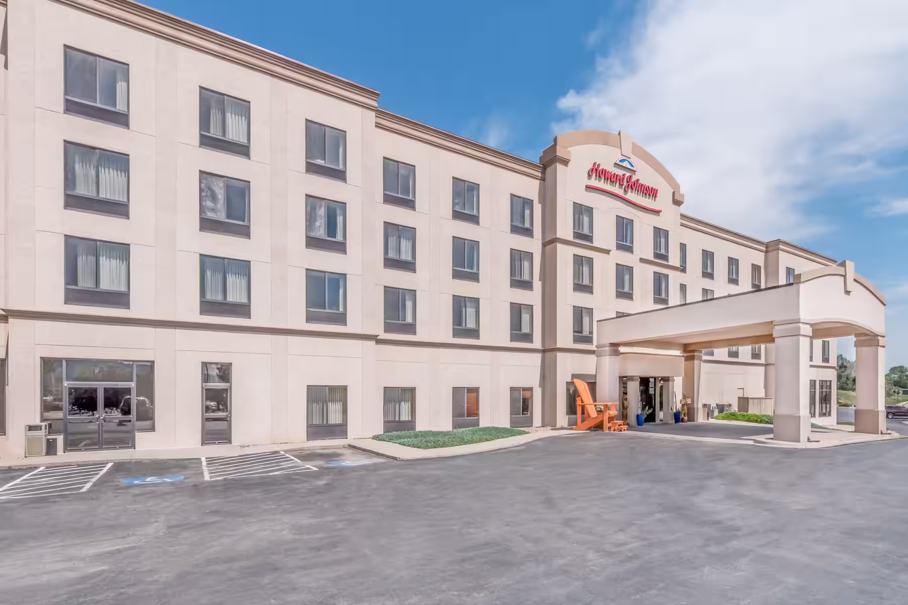 Elevation Inn & Suites, Trademark Collection by Wyndham