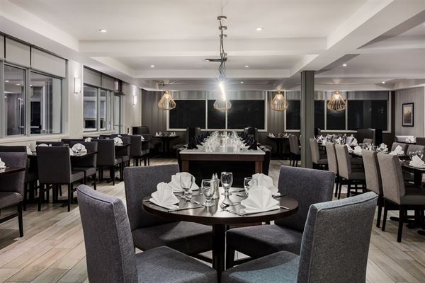 Holiday Inn Hotel & Suites Grande Prairie-Conference Ctr