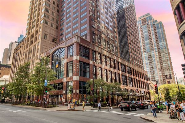 Omni Chicago
