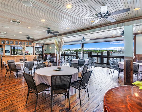 Doc Ford's Rum Bar and Grille