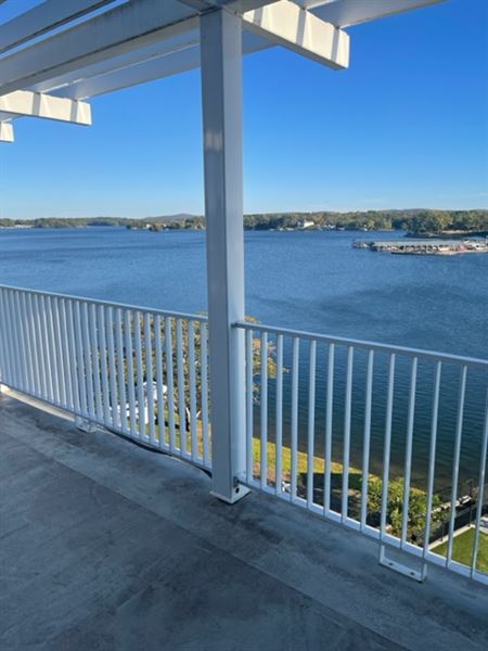 DoubleTree by Hilton Hot Springs