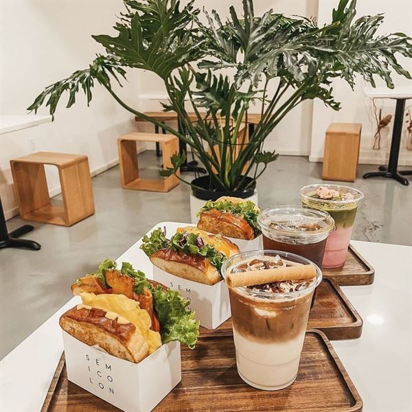 Semicolon Cafe