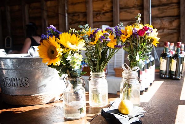 Lucy Brate Barn at Mead Family Farm