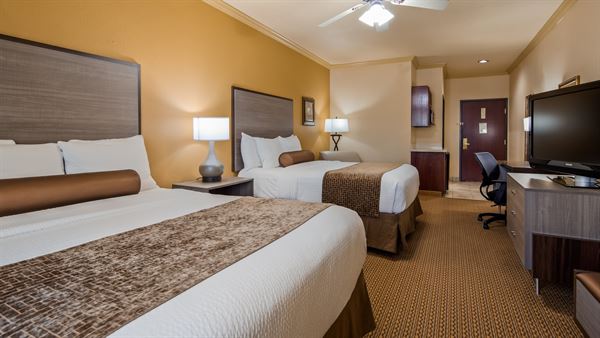 Best Western Plus - Crown Colony Inn & Suites