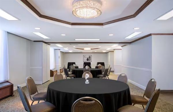 DoubleTree by Hilton Hotel Philadelphia Airport