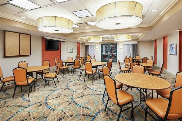 Homewood Suites by Hilton Columbus